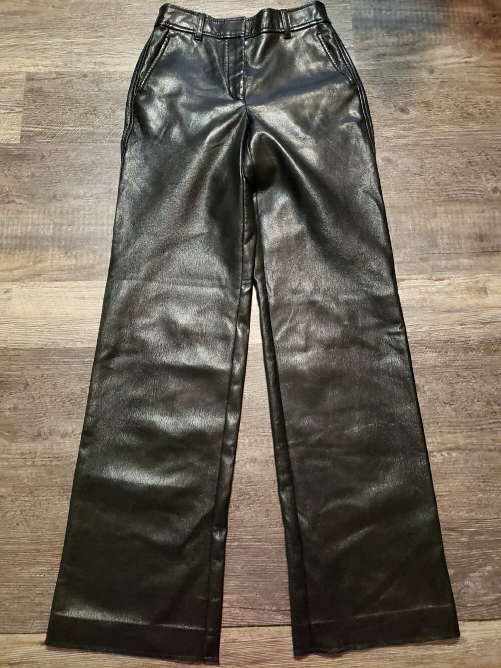Babaton ARITZIA Women's Black Faux Leather Straight Pants Sz 00 Midrise (V4